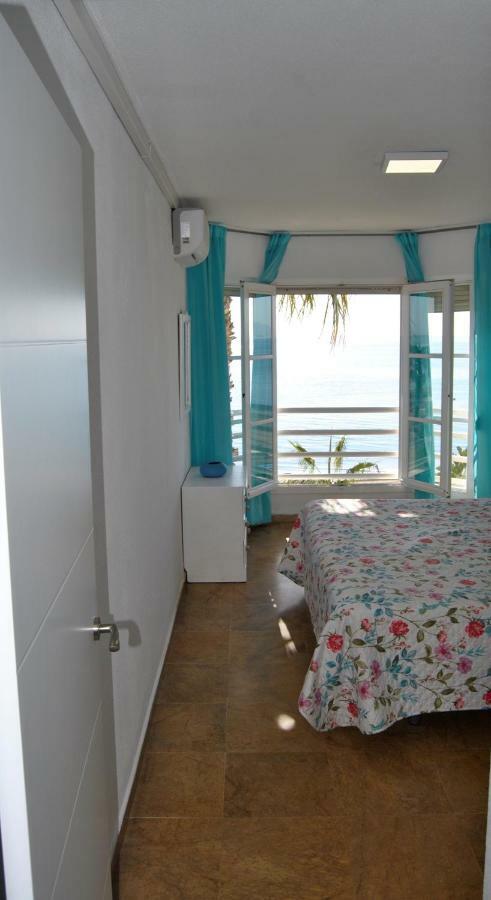 Apartamento Frente Al Mar,Primera Linea リンコン・デ・ラ・ビクトリア エクステリア 写真